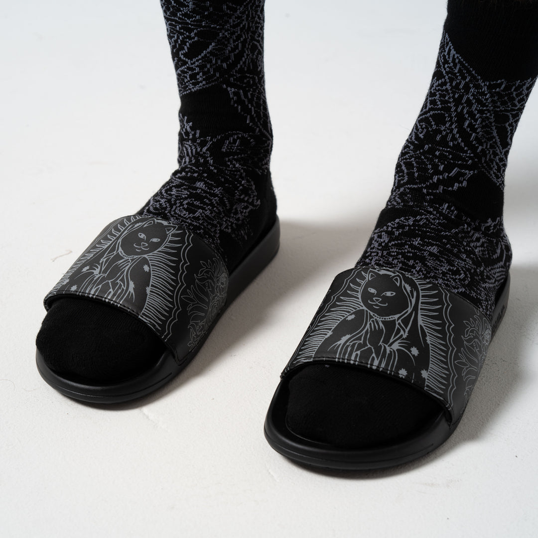 MOTHER NERM SLIDES (BLACK)