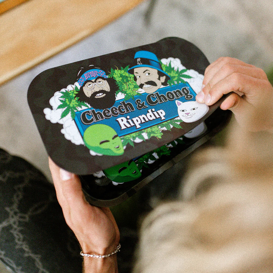 SMOKE ONE ROLLING TRAY WITH LID (BLACK)