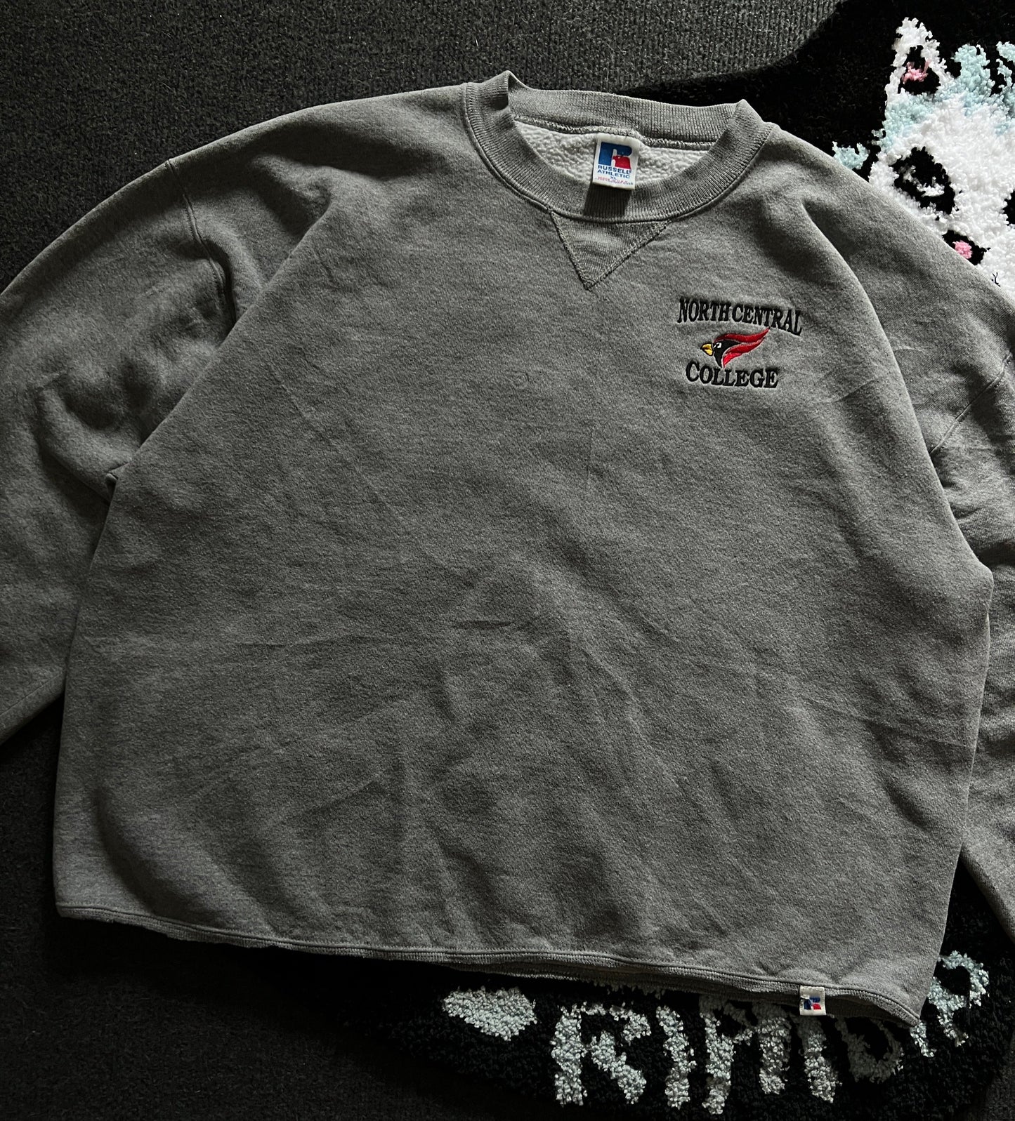 Russell Hoddie Gris