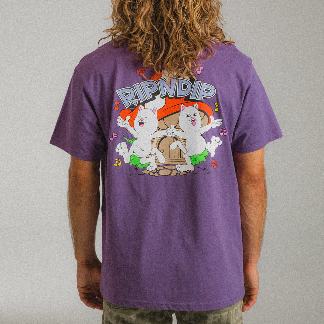 SHROOM HOUSE TEE (PLUM)