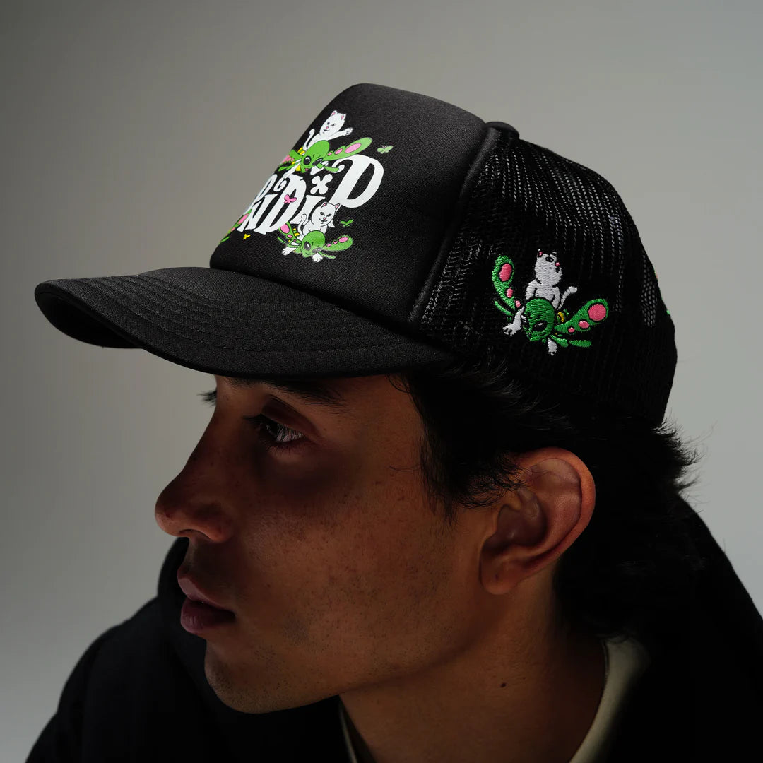 FLY AWAY TRUCKER HAT (BLACK)