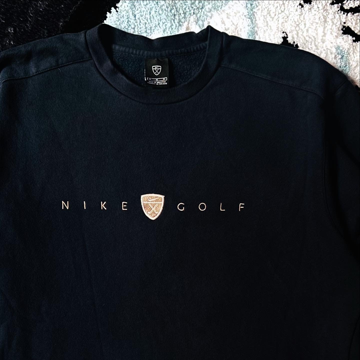 VINTAGE NIKE GOLF 90S BUG LOGO Y2K