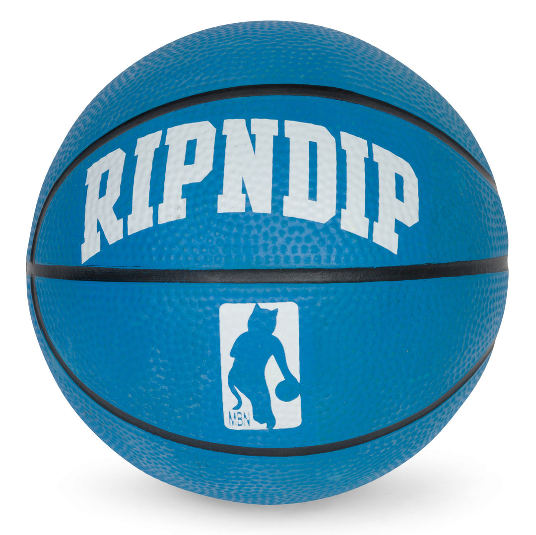 PEEKING NERMAL HANGING BASKETBALL SET (BLUE)