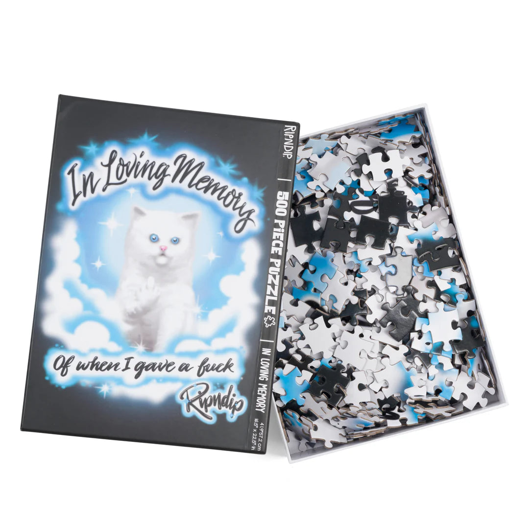 IN    LOVING    MEMORY   500     PC  PUZZLE (BLACK)
