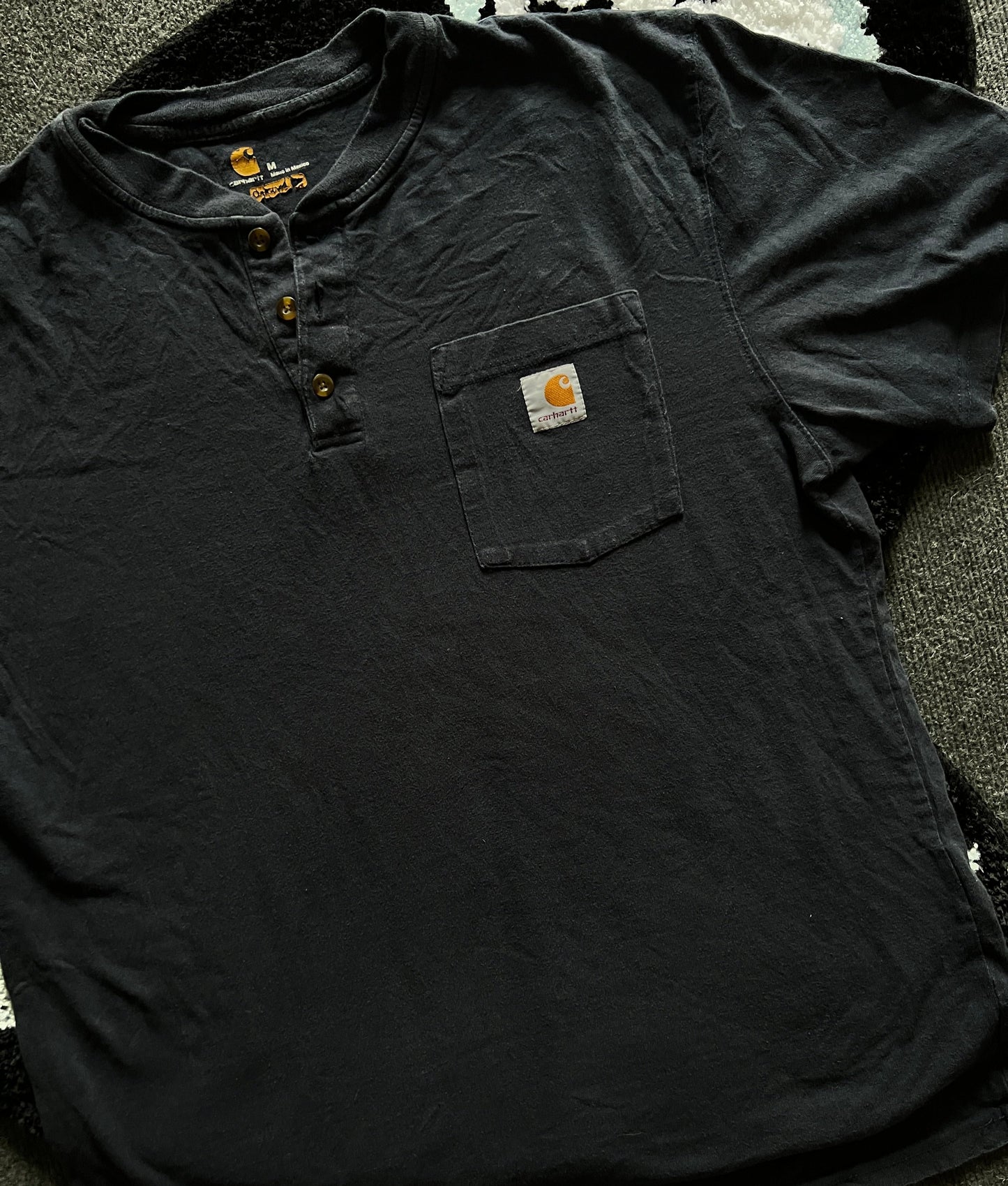 Vintage Charharrt Tshirt Negra